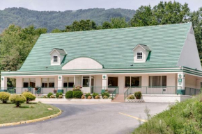  Days Inn by Wyndham Asheville West  Кандлер